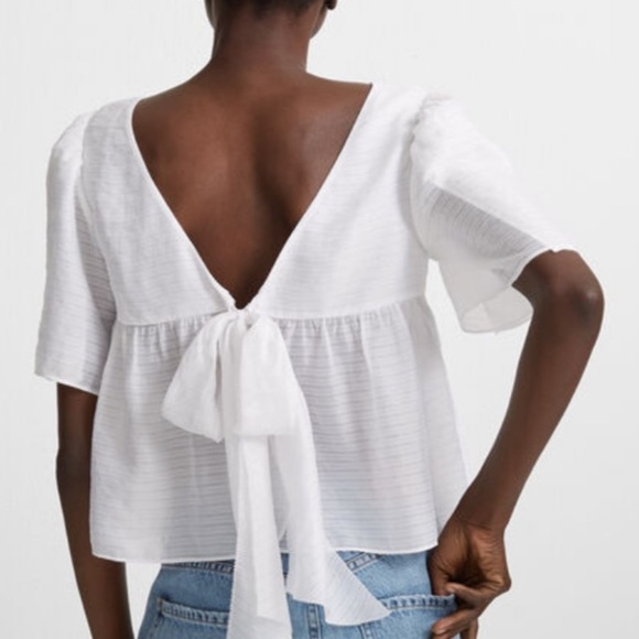 Club Monaco Ahlan Top Chemise sleeves and a self-tie bow - Picture 1 of 9